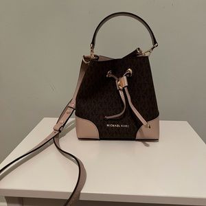 Michael Kors mini bucket bag